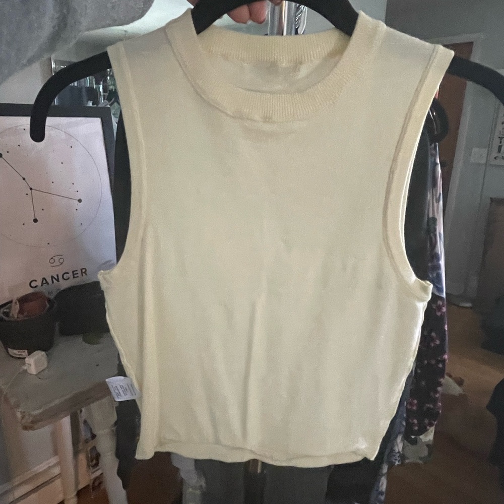 Lounge Crop Top